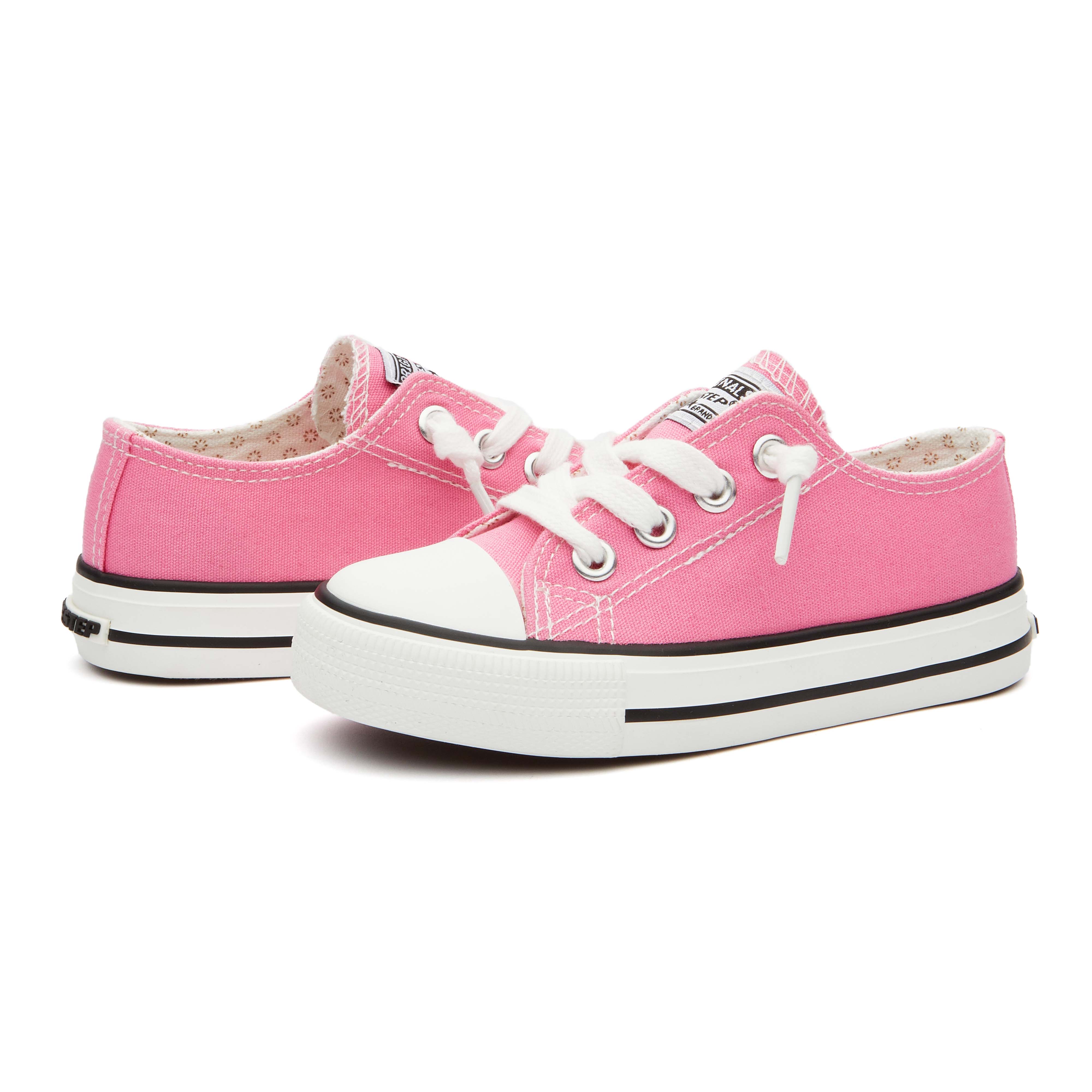 Classic Girls Slip-On Sneaker