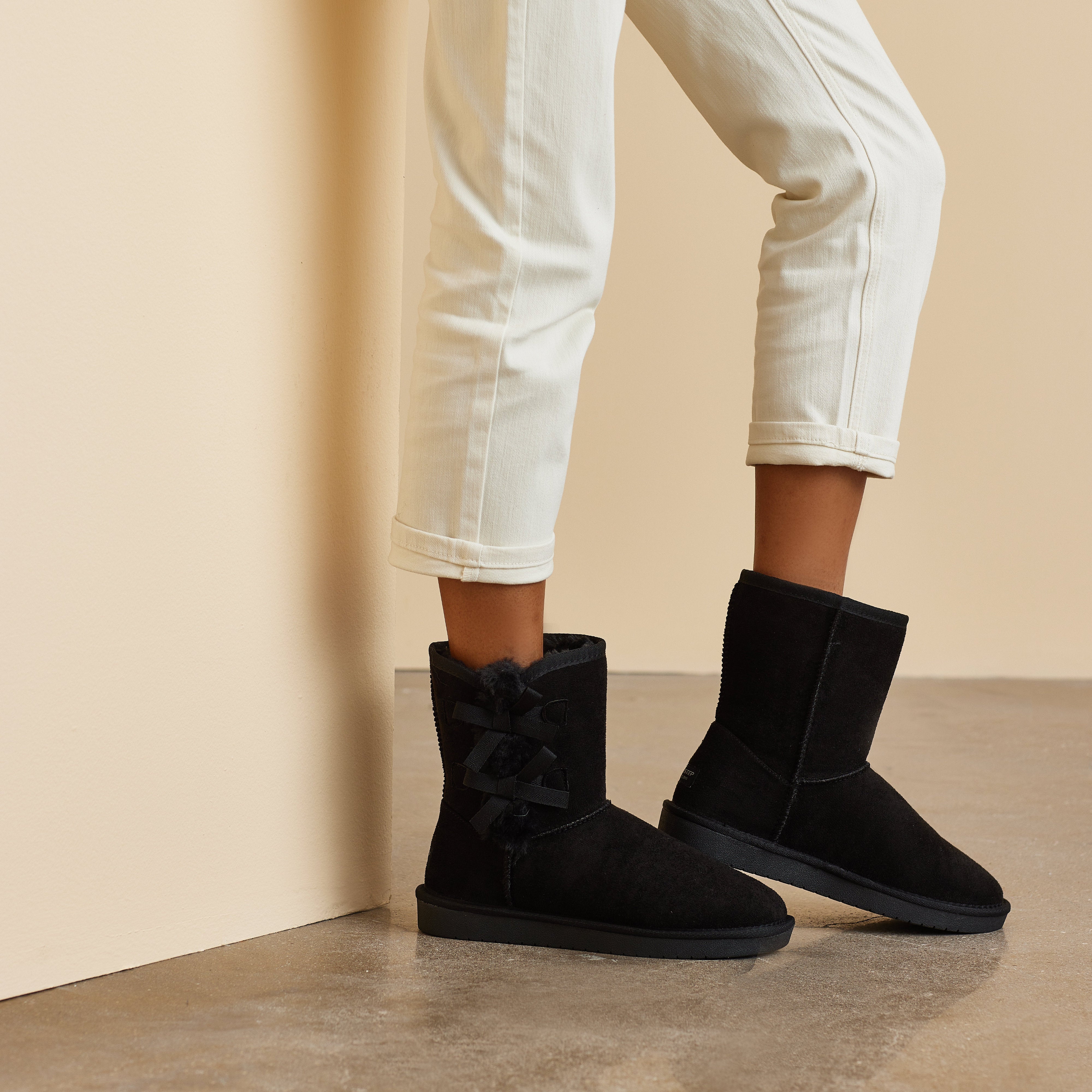 Women Mid-Calf Faux Fur Lined Double Side-Bow Winter Snow Boots